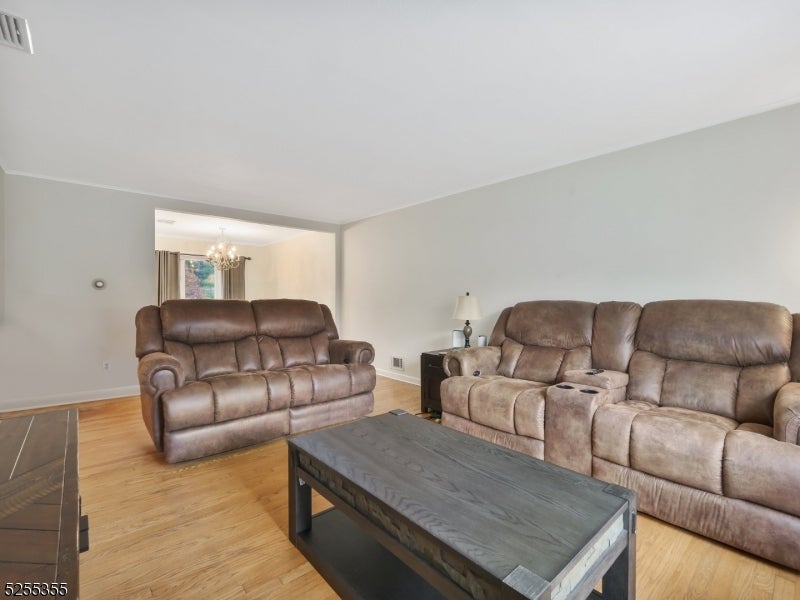 69 Intervale Rd