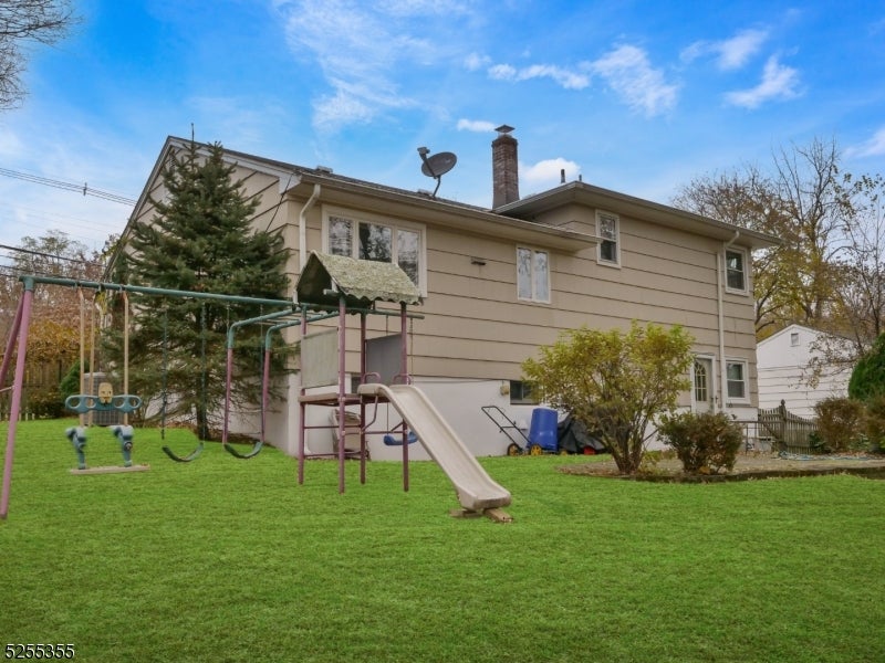 69 Intervale Rd