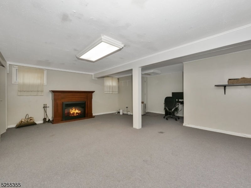 69 Intervale Rd