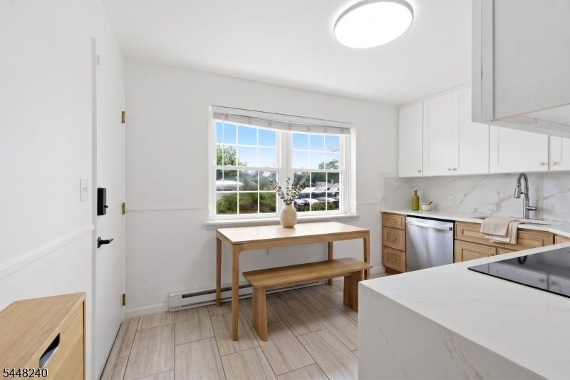 52 Lakeside Dr A
