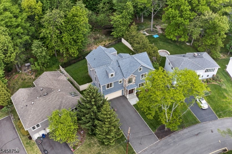 25 Wellington Ave