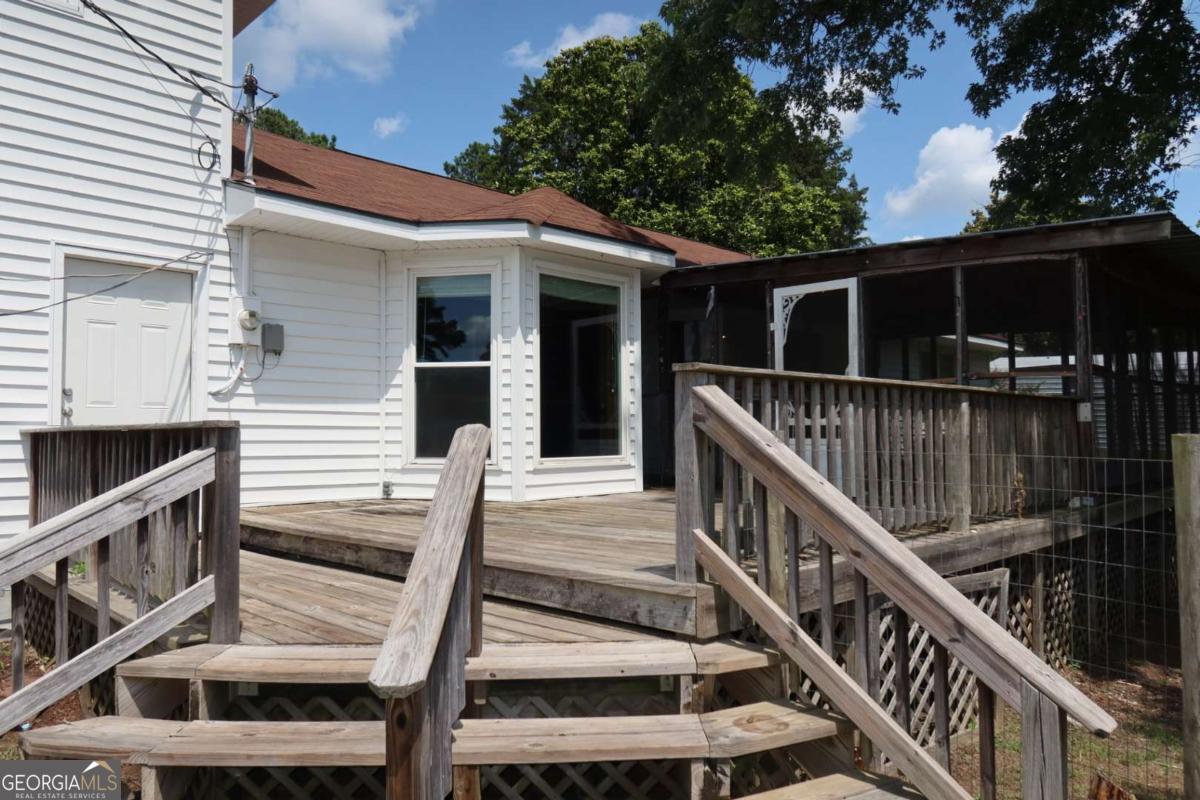 372 Old Monticello Road