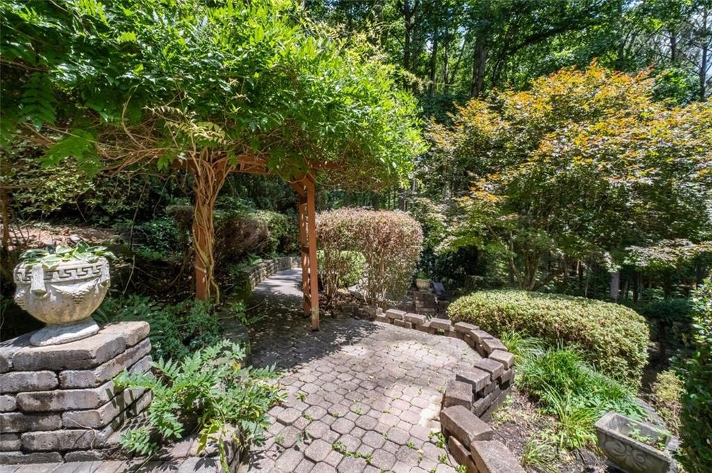 3511 Stone Cliff Way