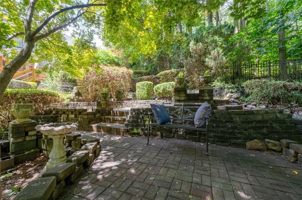 3511 Stone Cliff Way