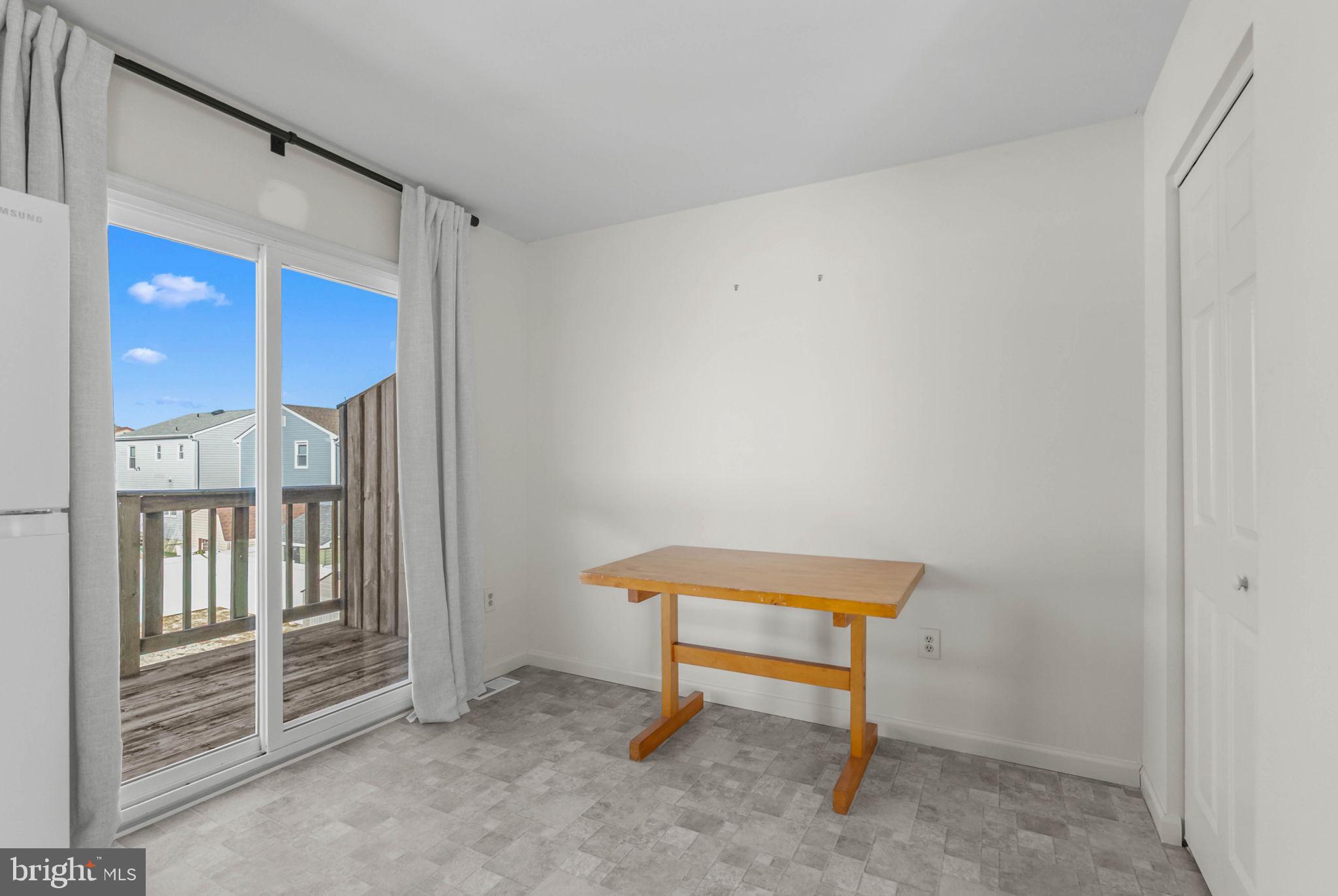 413 W BEACH AVENUE B