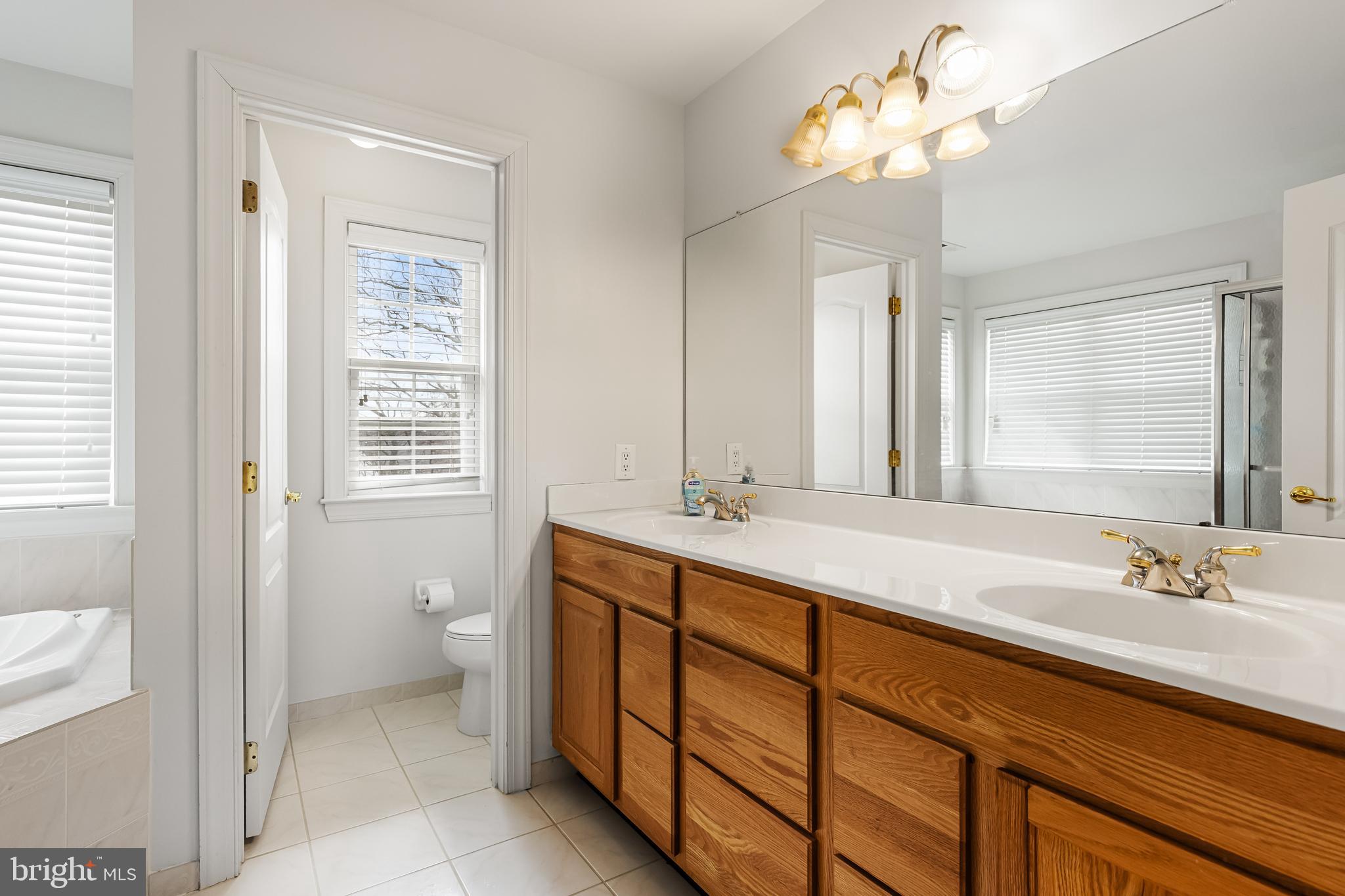 17 Crofton Chase Ct
