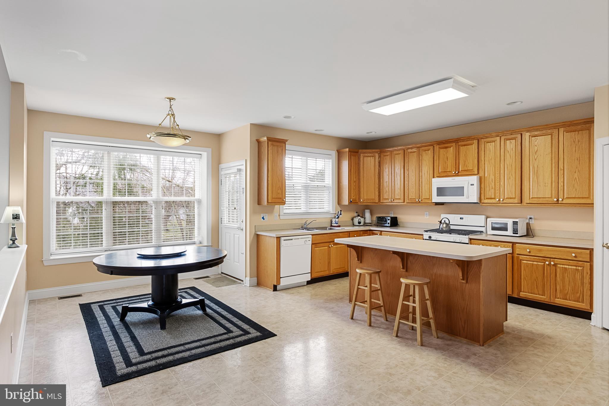 17 Crofton Chase Ct