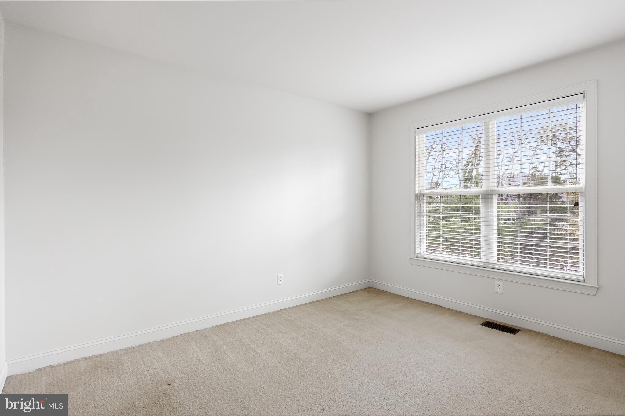 17 Crofton Chase Ct
