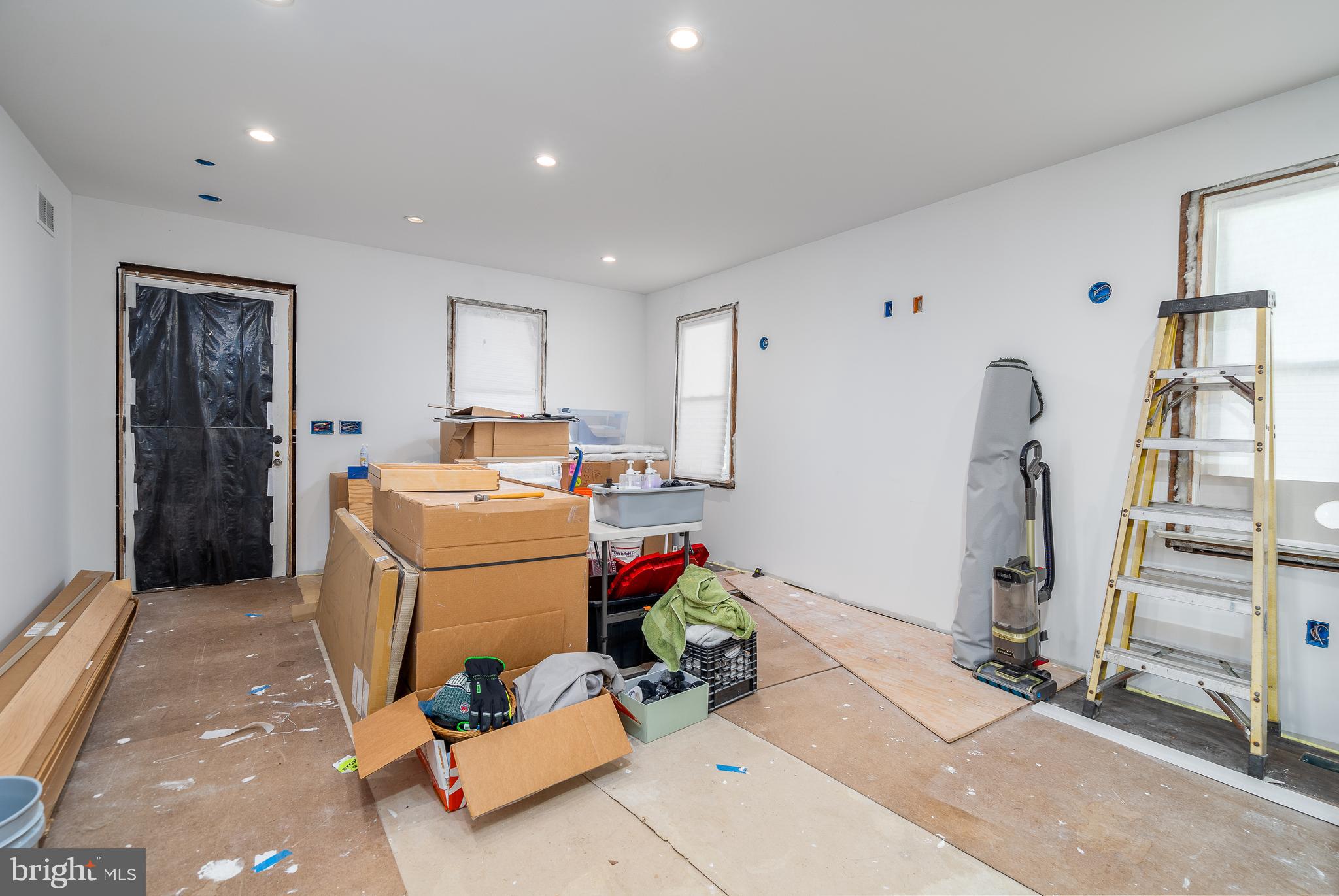 15 Erial Rd