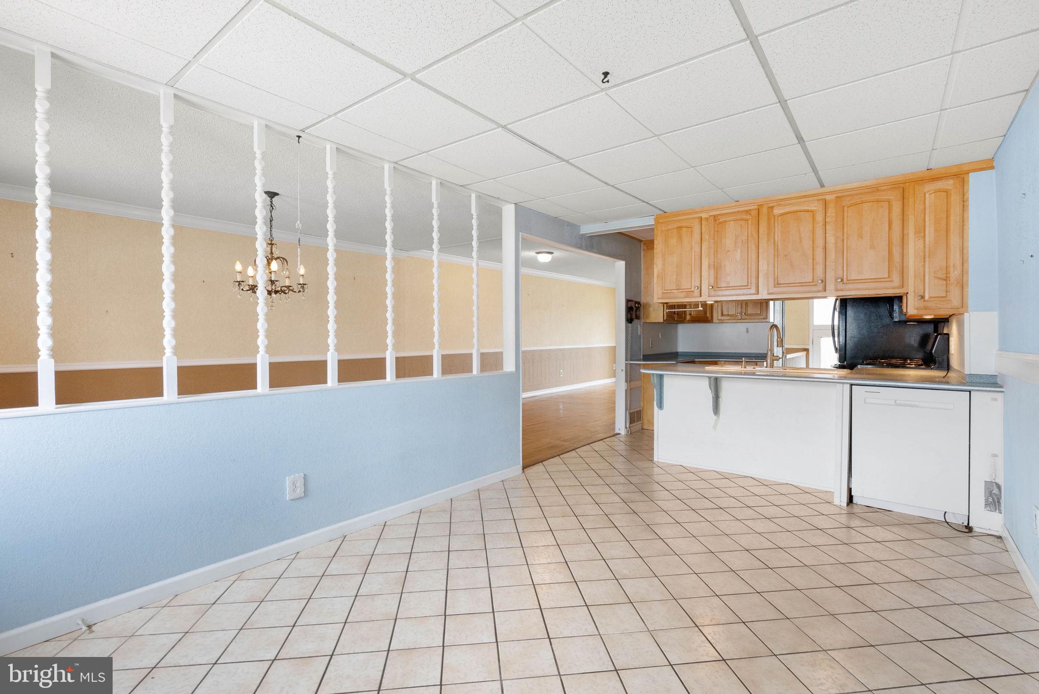 711 GEORGE LANE