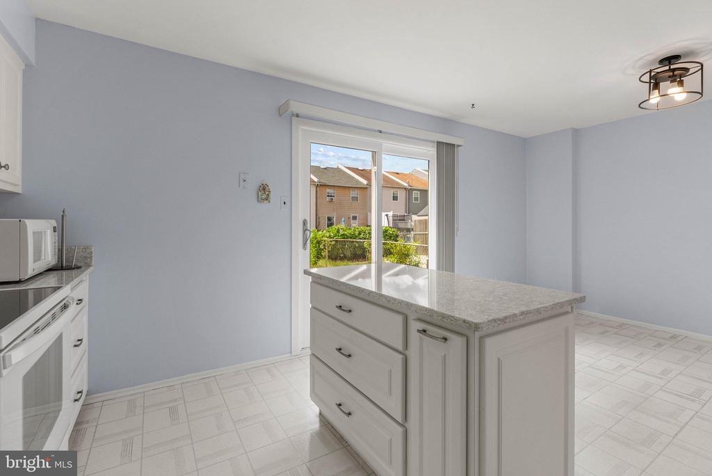 5110 EUSTON COURT