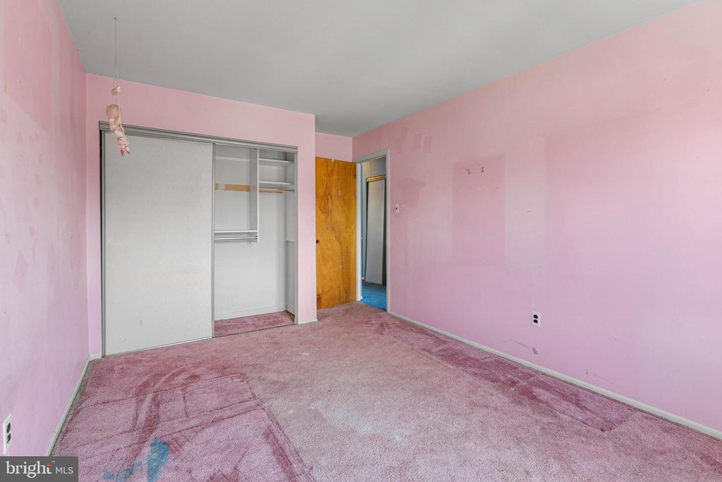 5110 EUSTON COURT