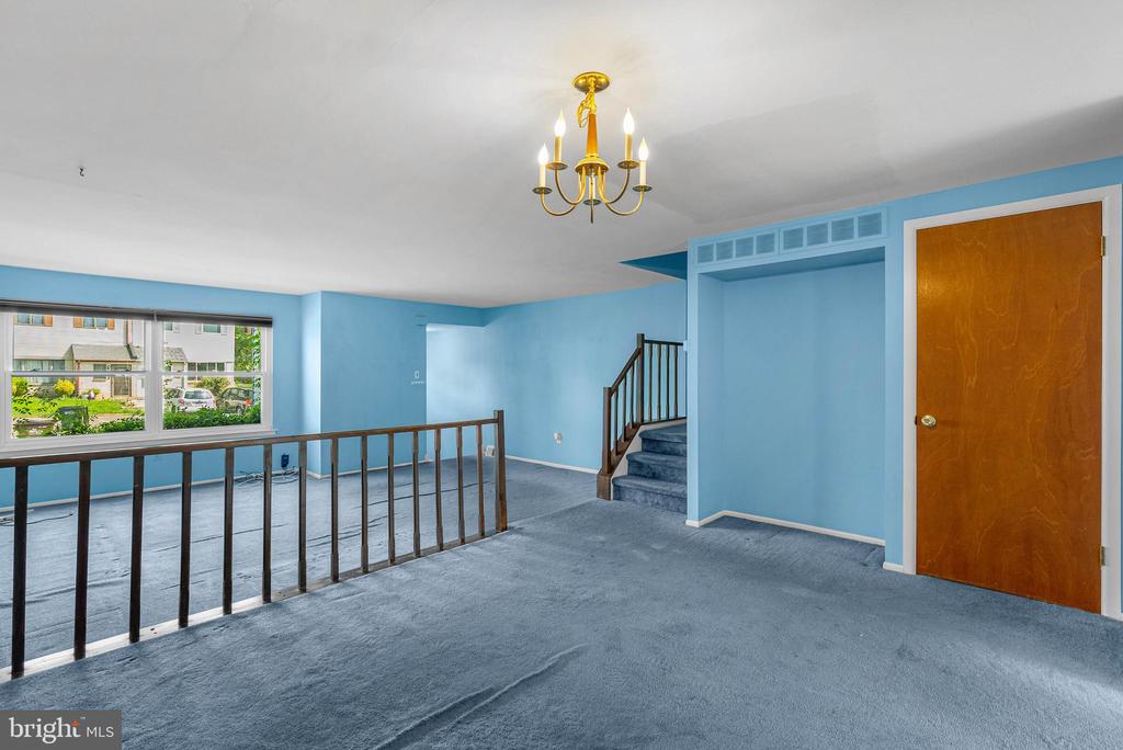 5110 EUSTON COURT