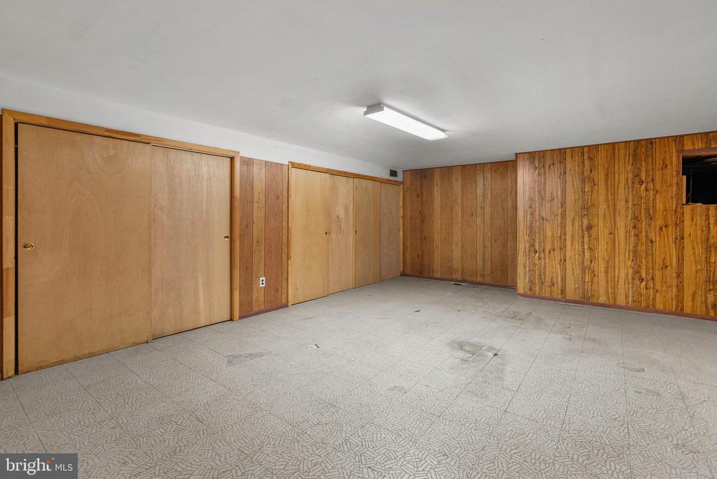 5110 EUSTON COURT