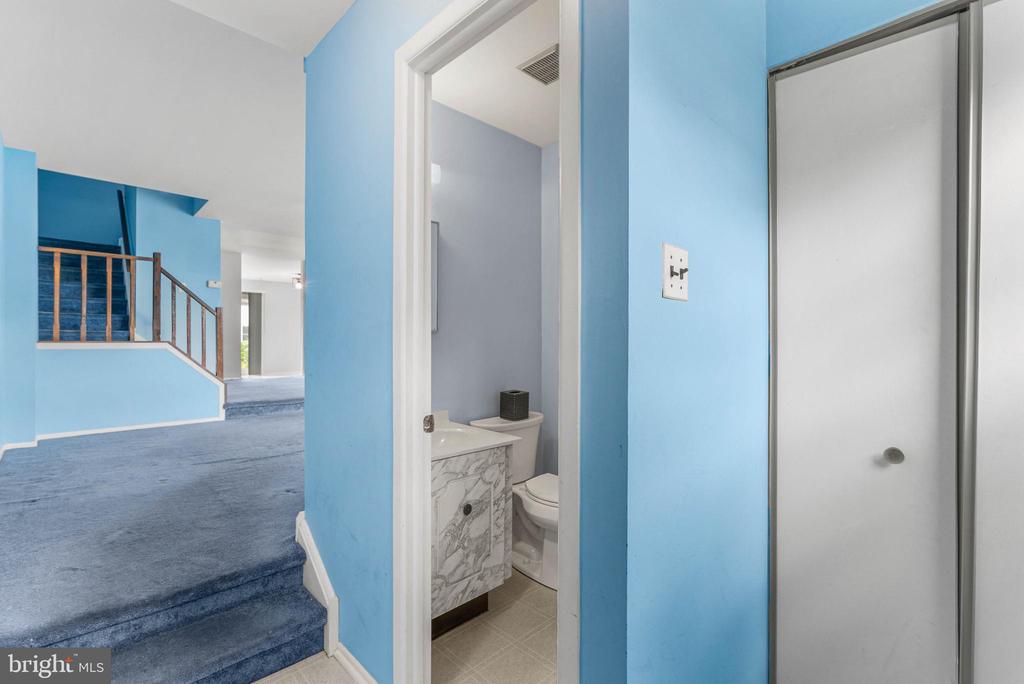 5110 EUSTON COURT