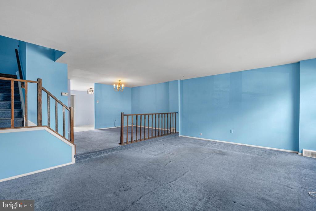 5110 EUSTON COURT