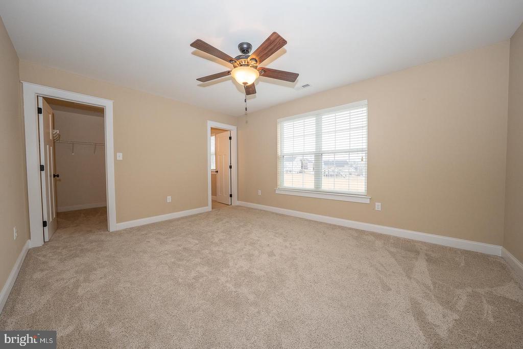 615 Foothill Dr