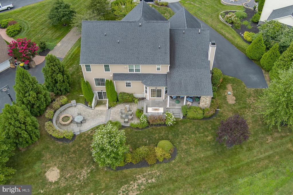 615 Foothill Dr