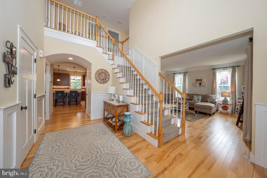615 Foothill Dr