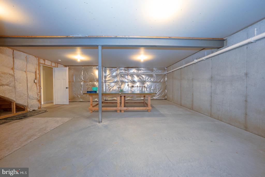 615 Foothill Dr