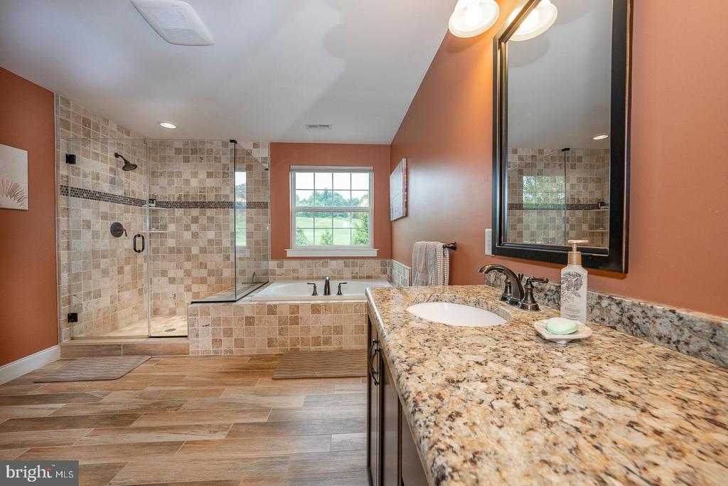 615 Foothill Dr