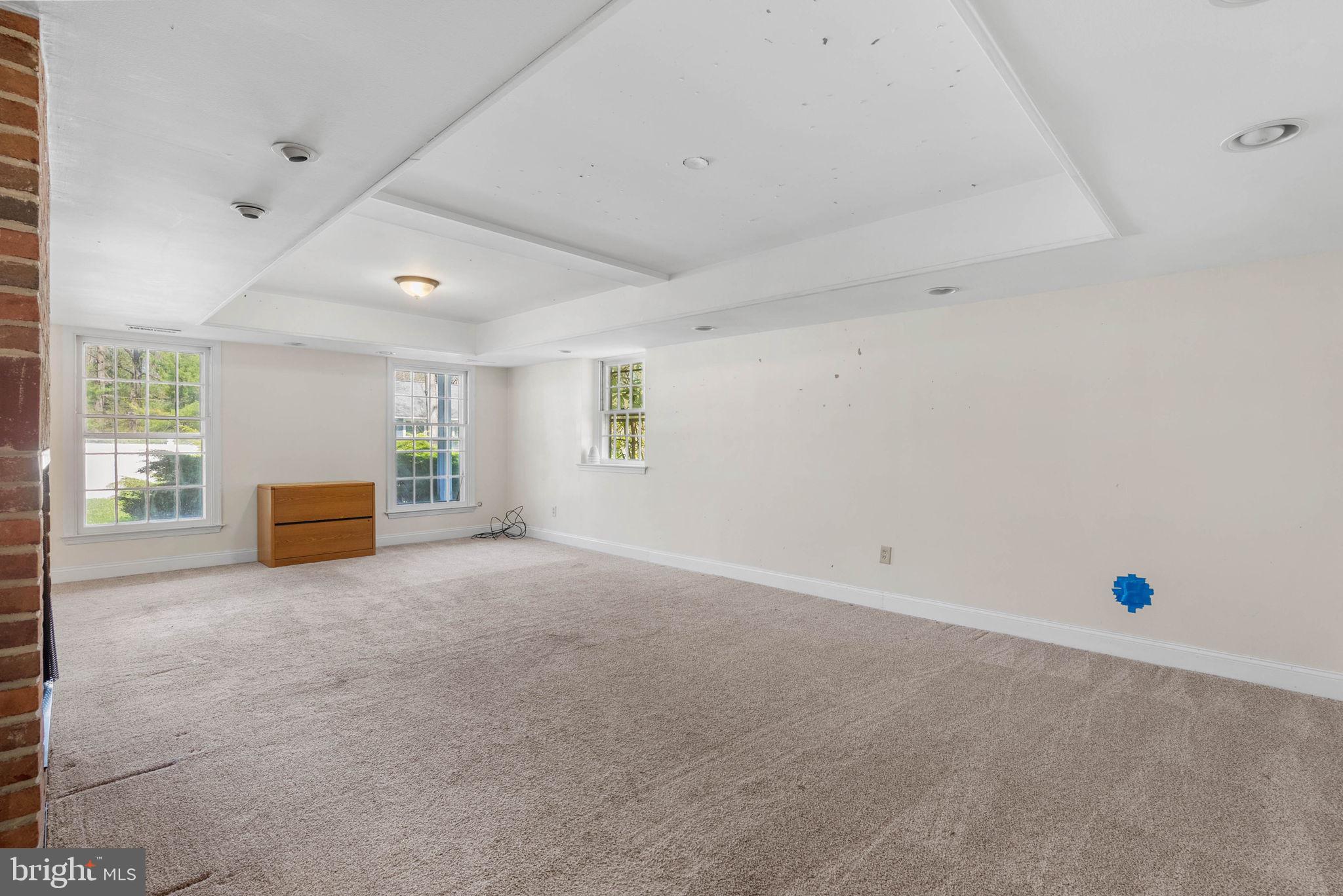 150 CONTINENTAL DRIVE