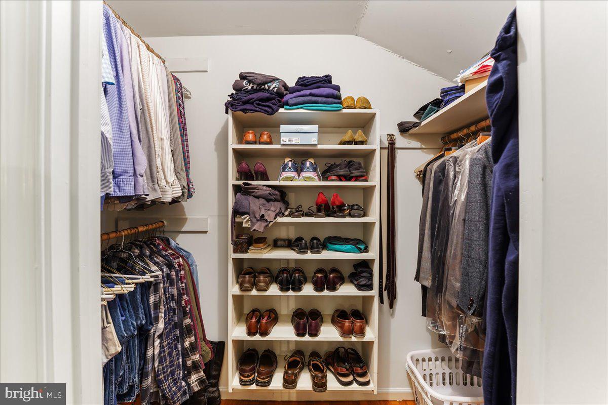 3201 Greene Countrie Dr