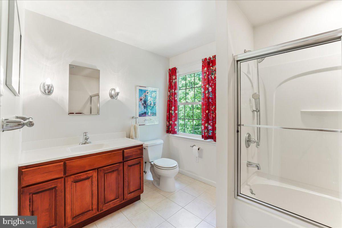 3201 Greene Countrie Dr