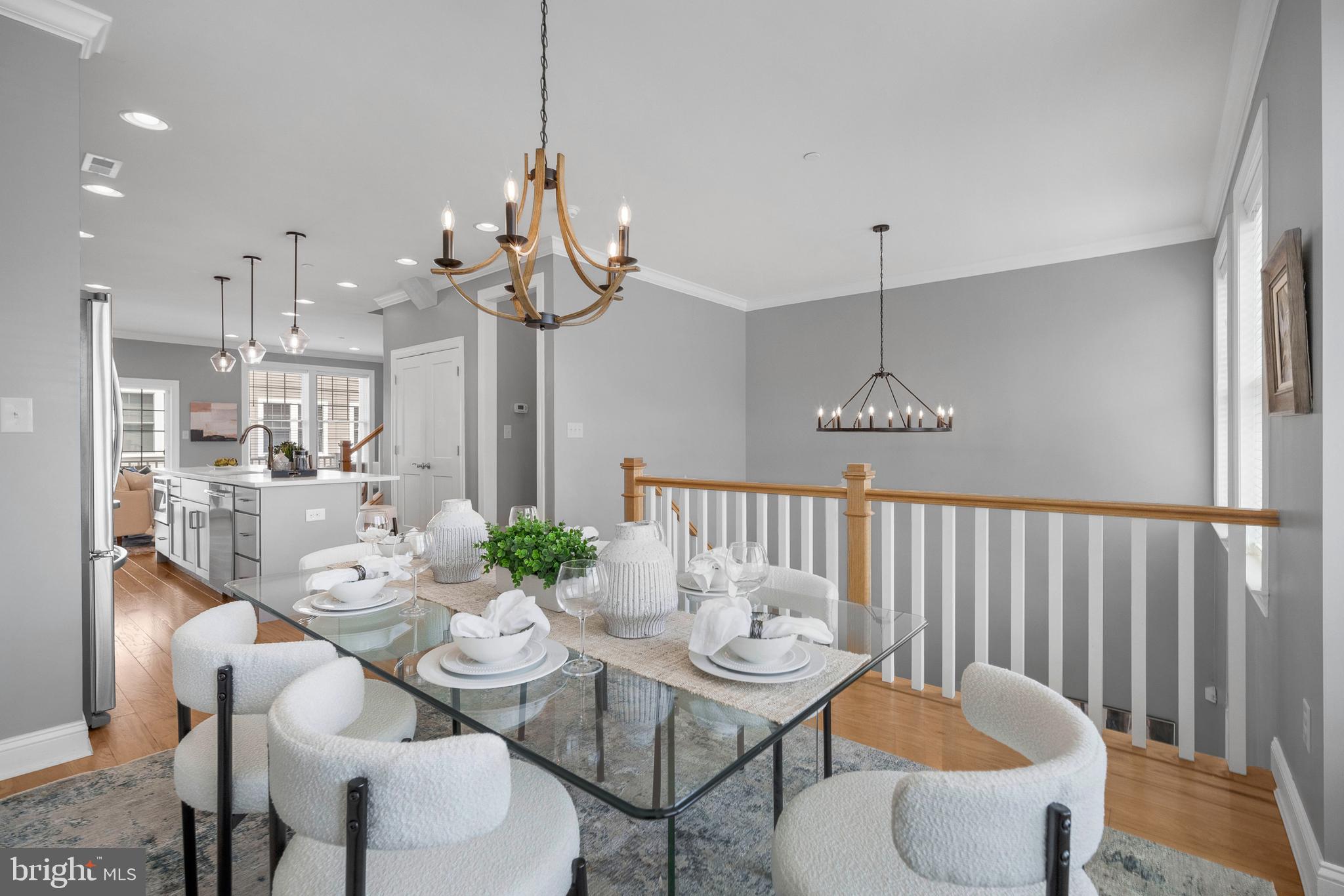 642 West End Walk