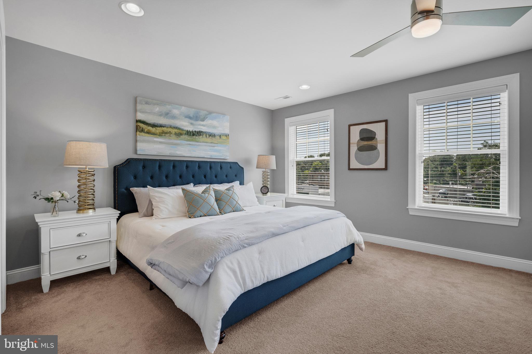 642 West End Walk