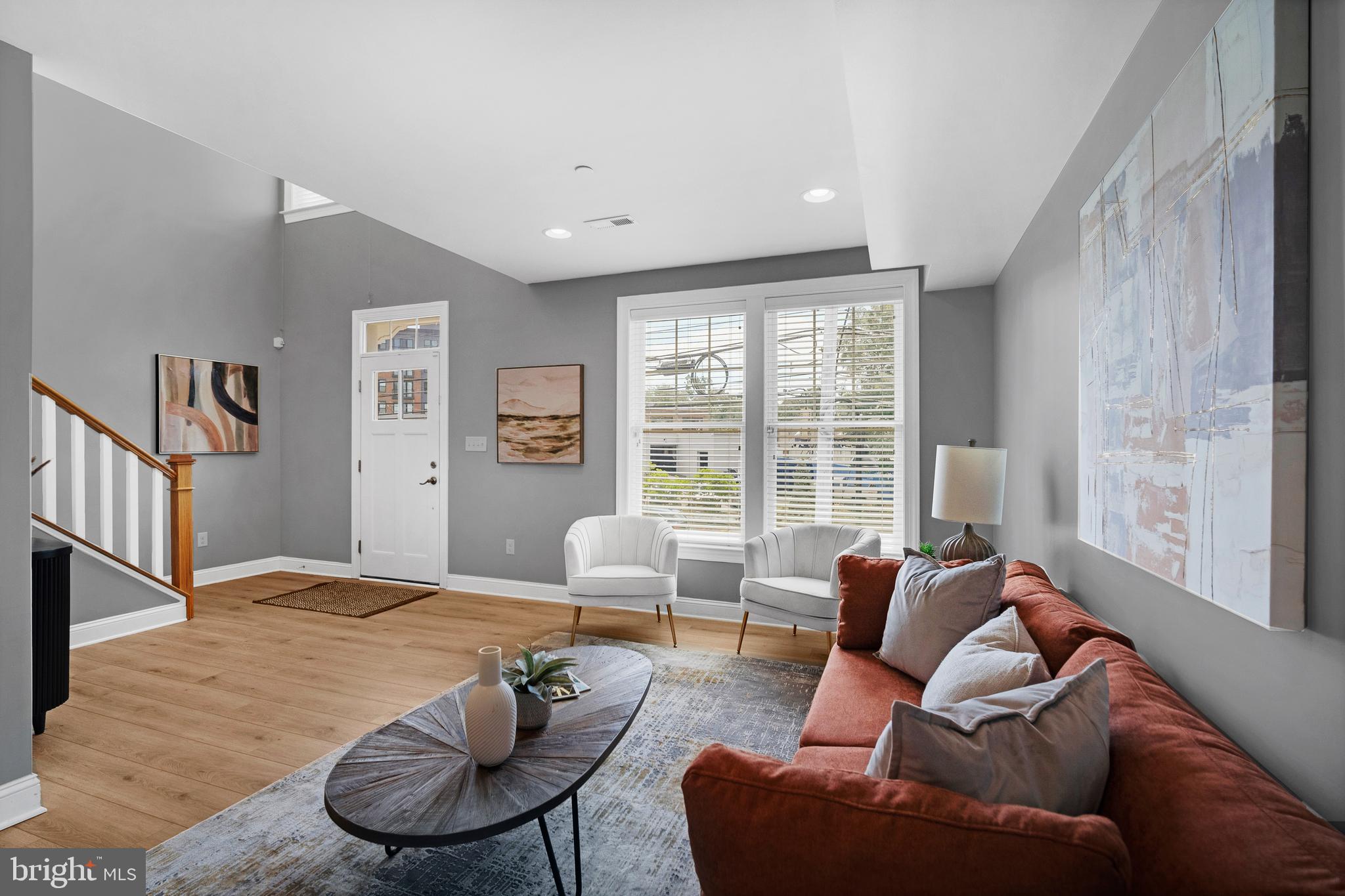642 West End Walk