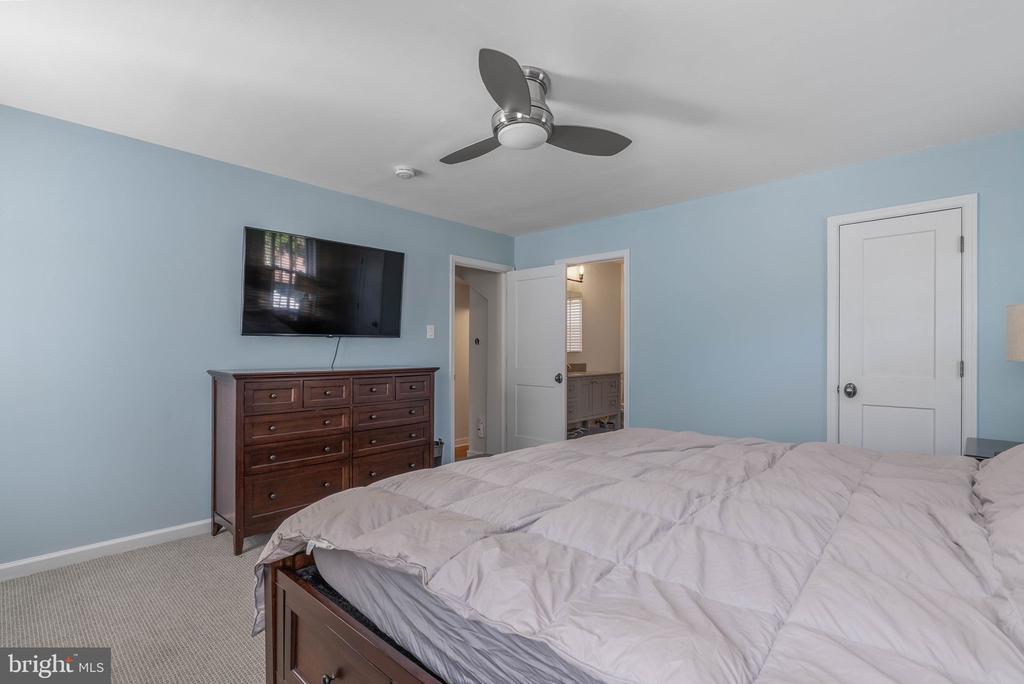 309 VALLEY VIEW ROAD