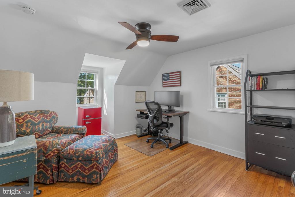 309 VALLEY VIEW ROAD