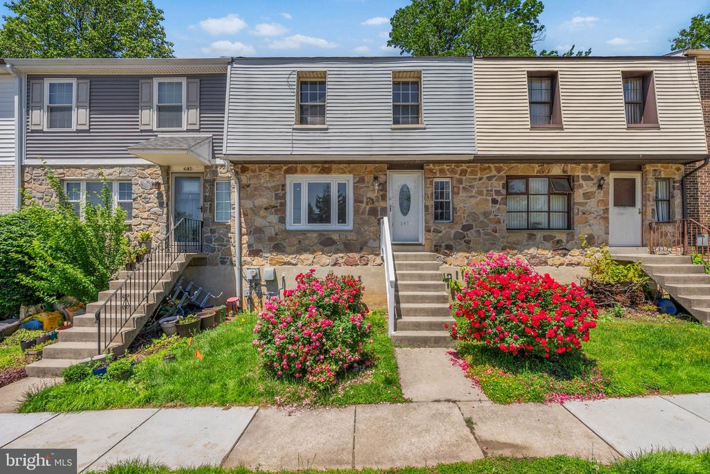 643 SAINT ANTHONY LANE