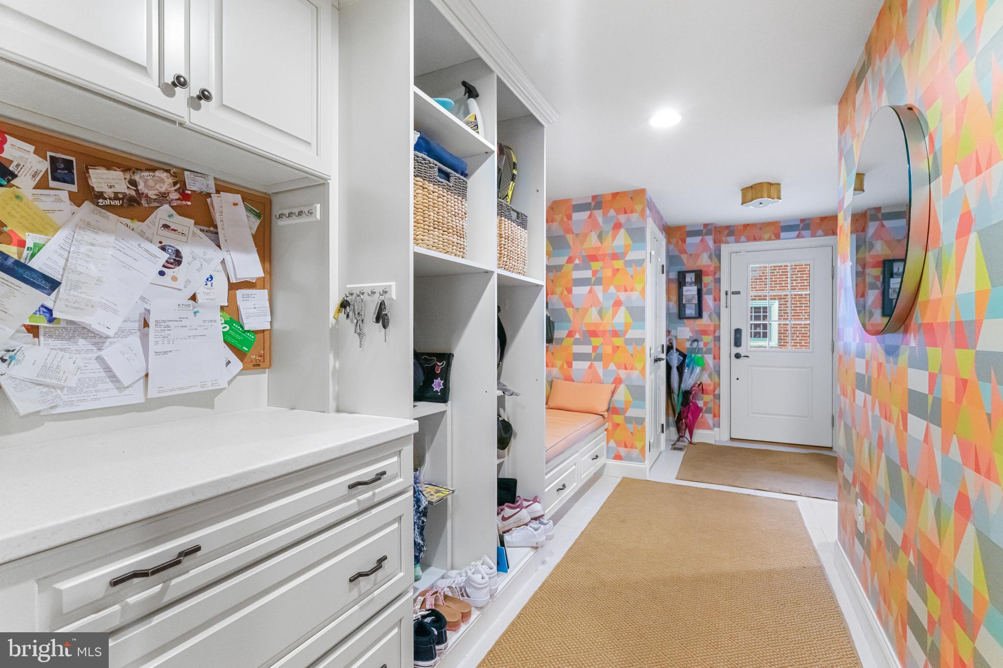 325 Hamilton Rd