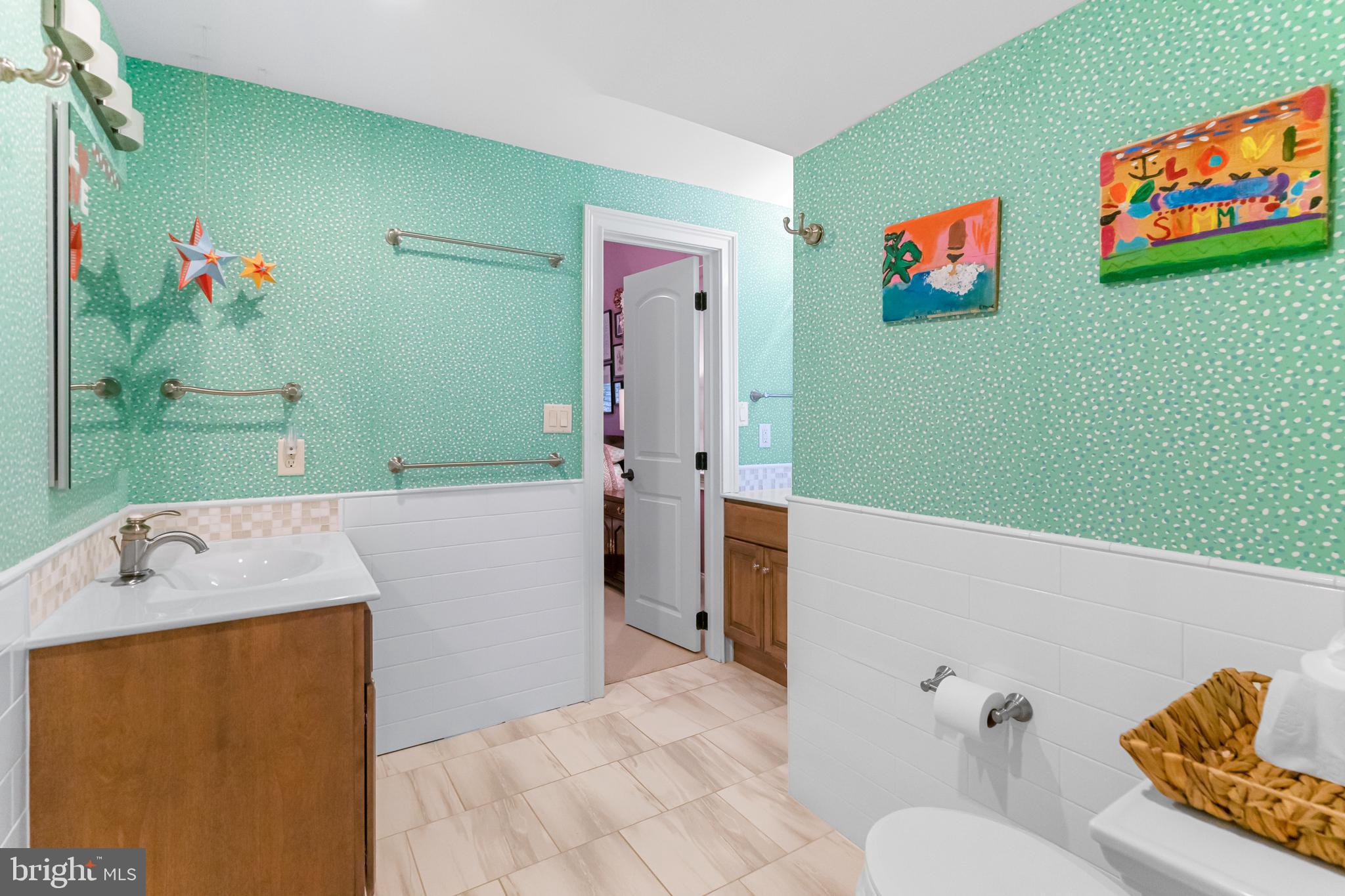 325 Hamilton Rd