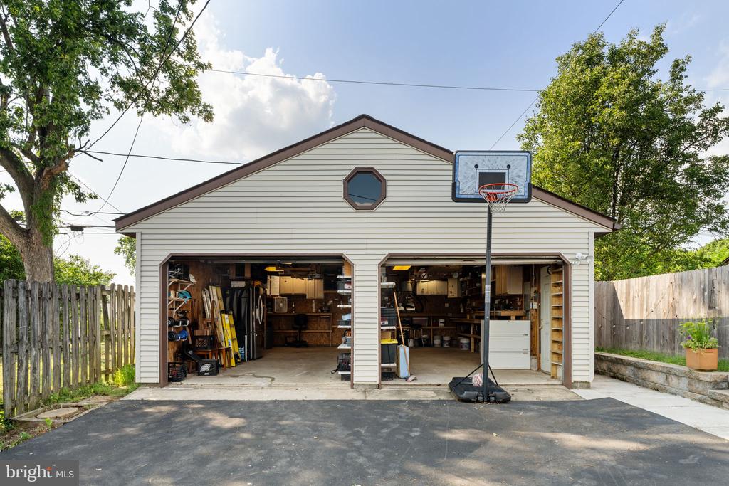 206 Yellowstone Rd