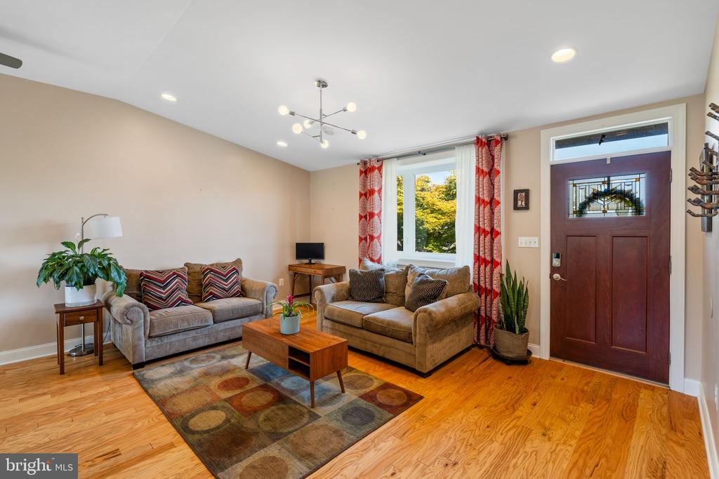 206 Yellowstone Rd
