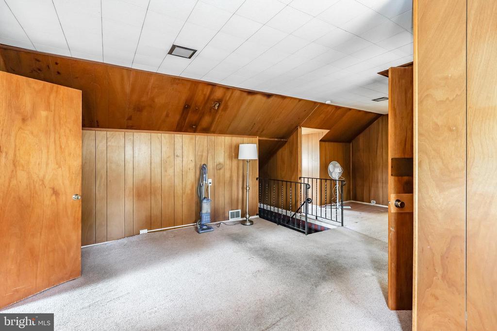 501 Parkview Dr