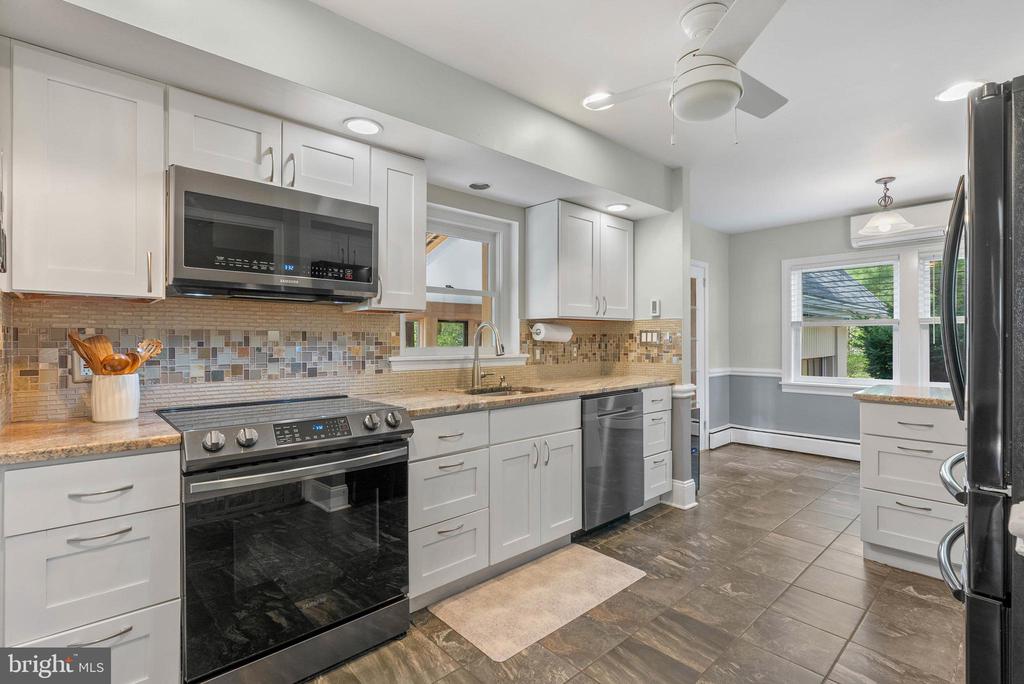 2546 Mansion Rd