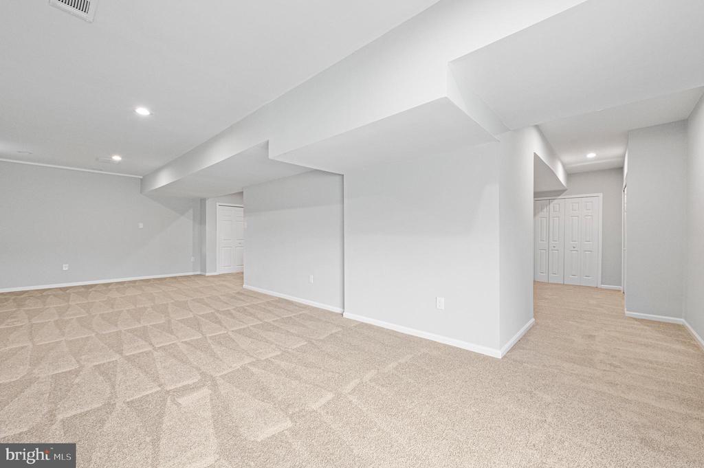 514 REGINALD LANE