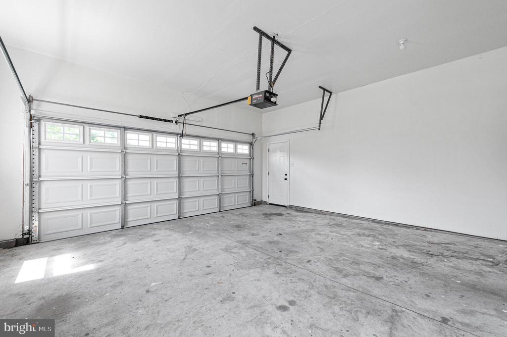 514 REGINALD LANE
