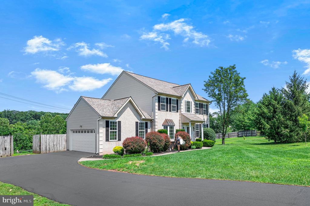 514 REGINALD LANE