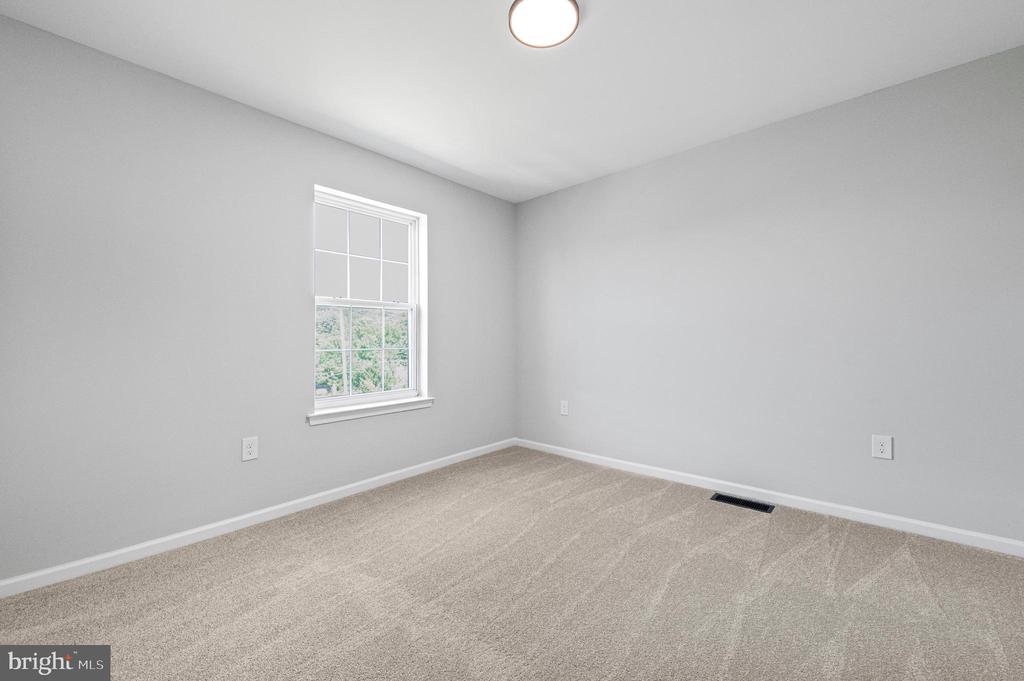 514 REGINALD LANE
