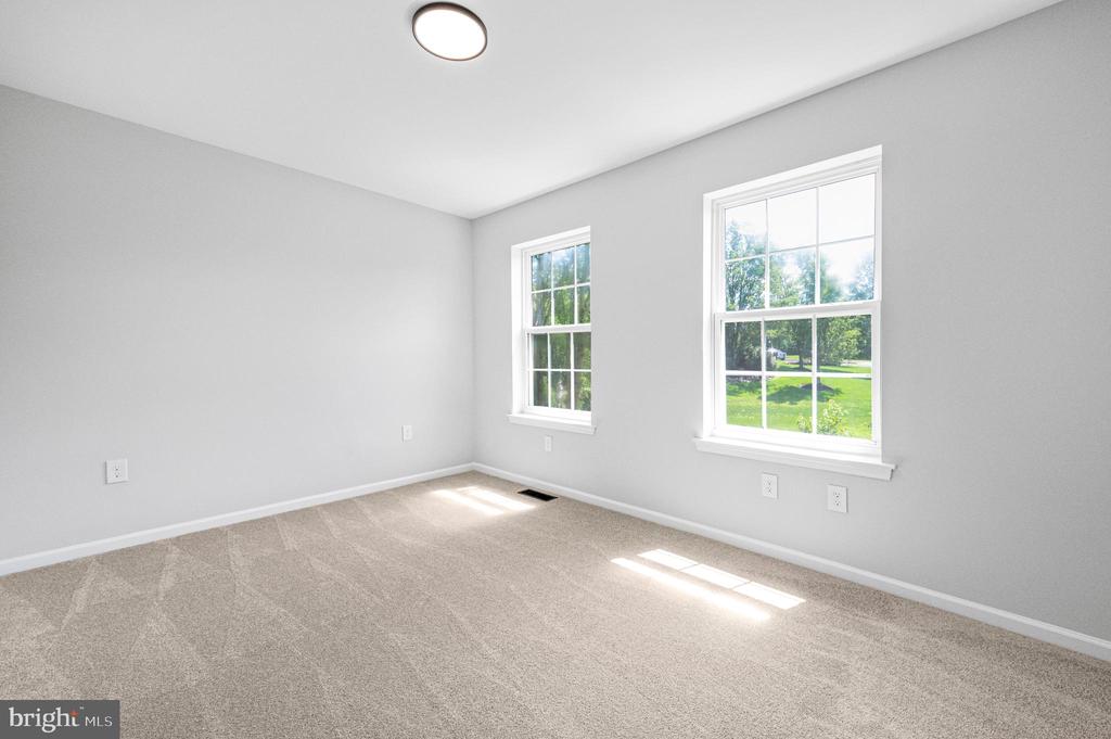 514 REGINALD LANE