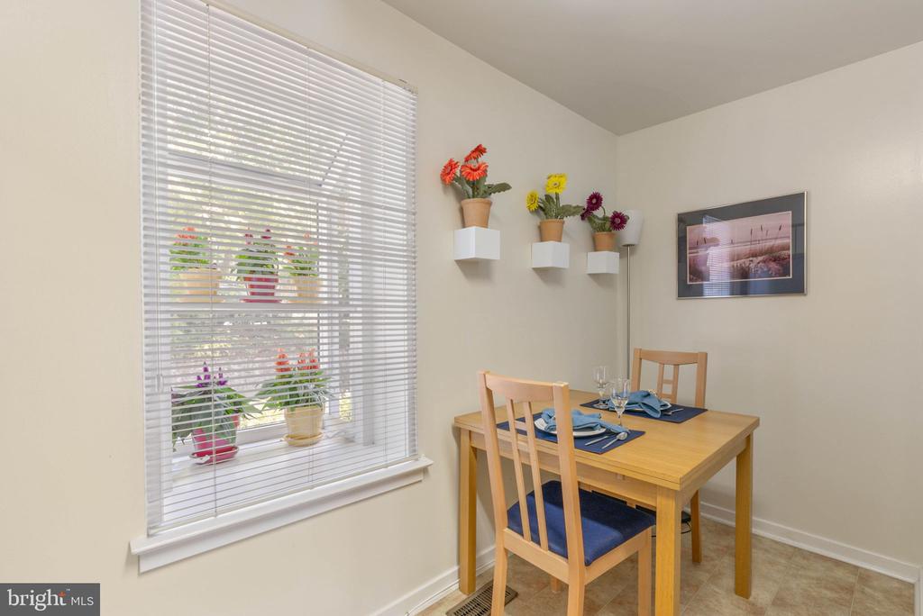 922 MONTGOMERY AVENUE C-2
