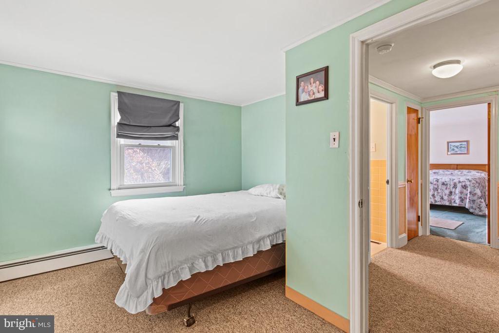 1758 GREEN BRIAR DRIVE