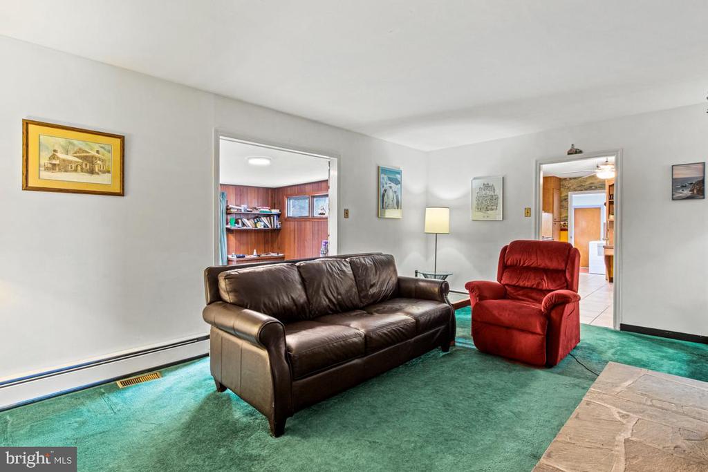 1758 GREEN BRIAR DRIVE