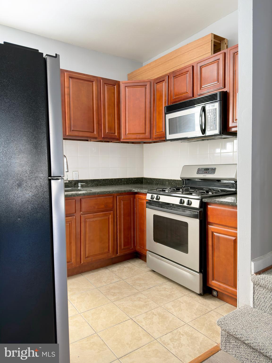 338 Snyder Ave