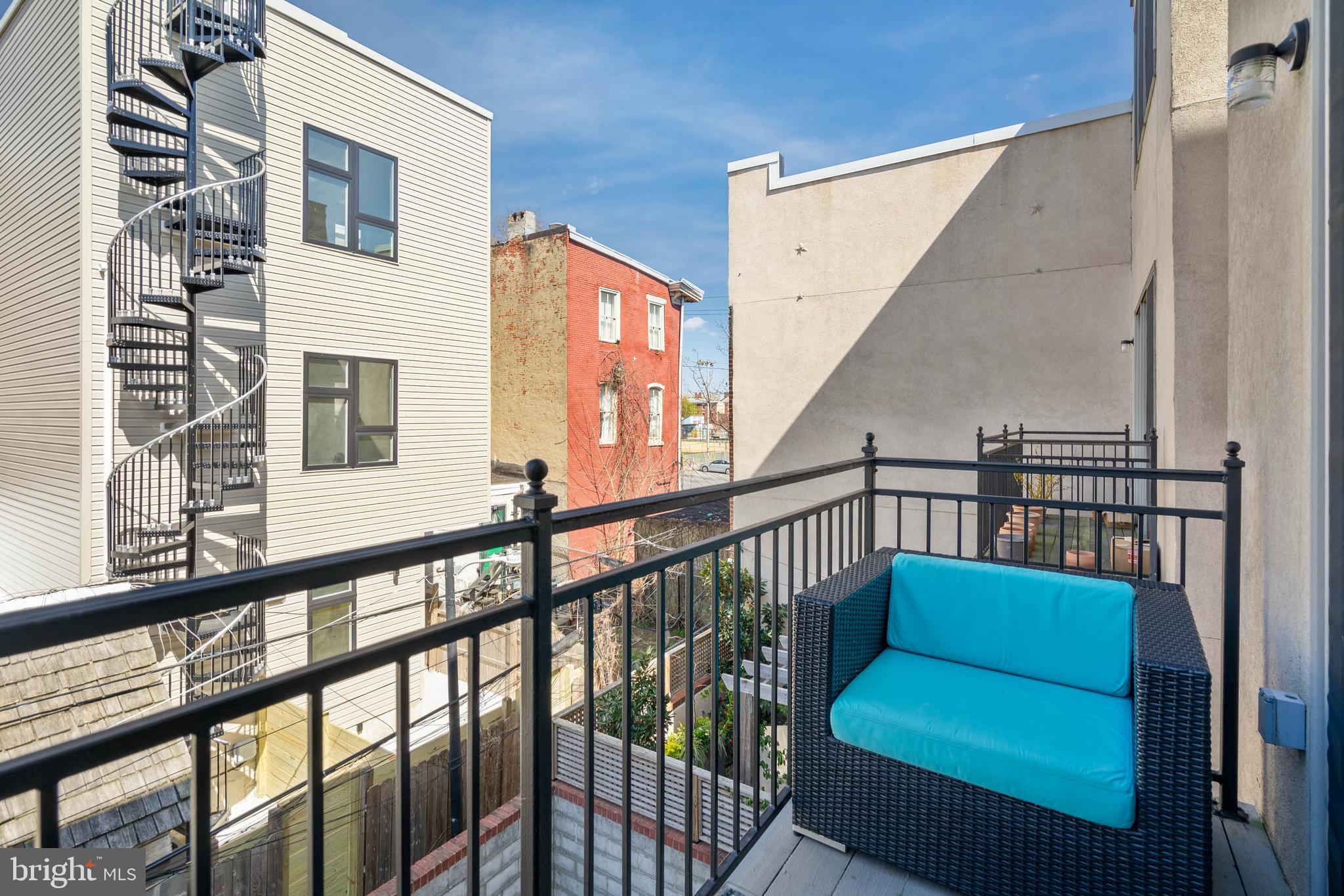 1903-05 GREEN ST #10